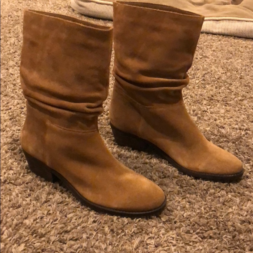 Super cute Jessica Simpson boots